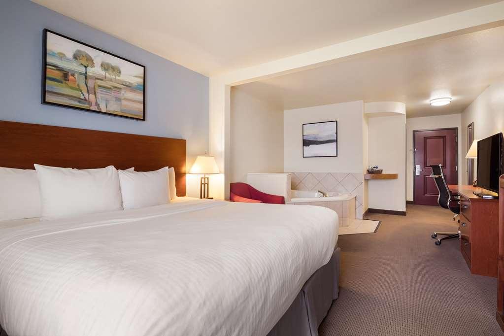 Best Western Coffeyville Central Business District Inn And Suites Bilik gambar
